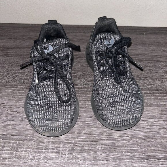 Adidas Swift Run Black Unisex Lace Up Toddler Sneakers Shoes Size 12 - Picture 4 of 8